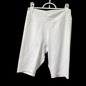 White Athletic Shorts – Size Small | High-Performance Comfort